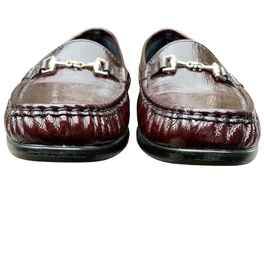 SAS Slip On Loafer 9.5 Narrow Metro Wine Patent Leather Comfort Burgundy